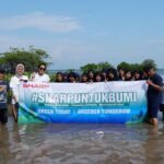 SHARP Tanam 5.500 Mangrove di Pulau Tunda