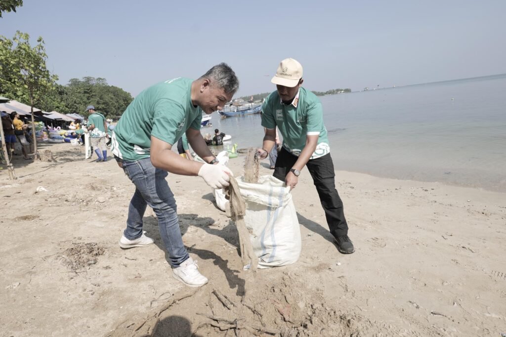 Ubah Sampah Jadi Energi, Solusi Bangun Indonesia dan Got Bag Bersihkan Pantai Teluk Awur Jepara