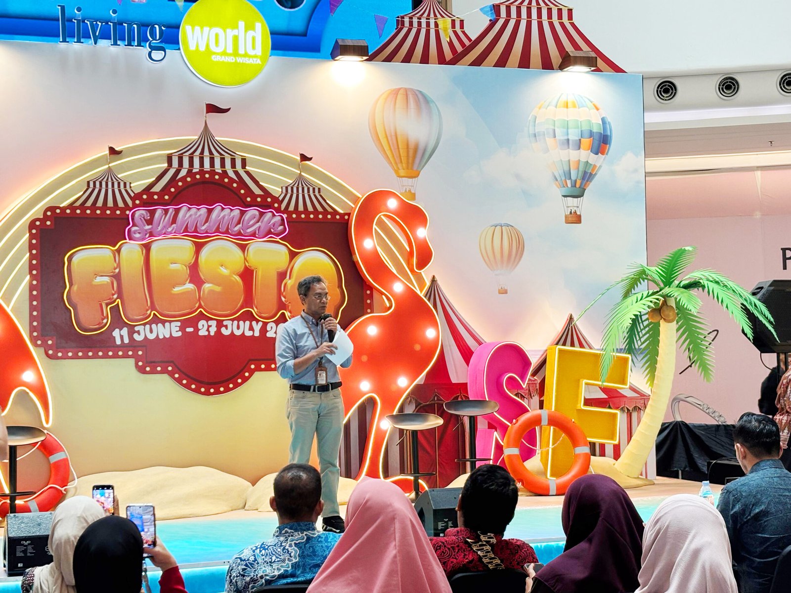 Living World Grand Wisata Dukung UMKM Lokal, Hadirkan Sentra Oleh-Oleh dan Pameran Produk Unggulan