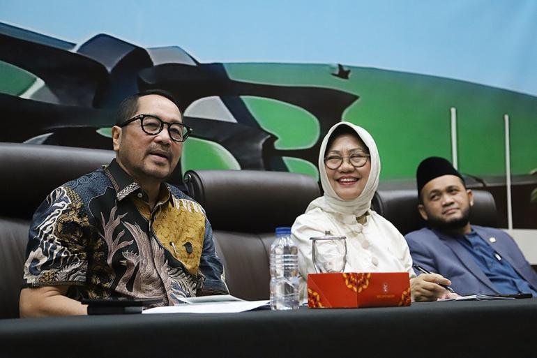 jalankan-desentralisasi-koordinasi-pusat-dan-daerah-wajib-diperkuat_280918.jpg