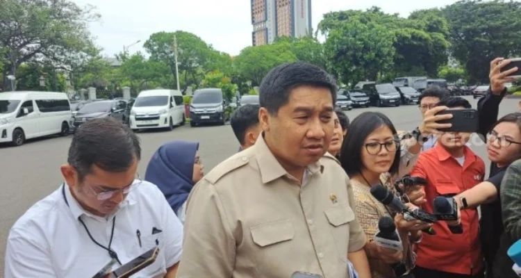 Pertemuan Prabowo-Maruarar di Singapura Jadi Awal Gagasan KUR Perumahan %