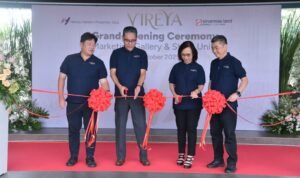 Hunian Lintas Generasi dengan Sentuhan Jepang di Tengah Kota Modern Hunian Lintas Generasi dengan Sentuhan Jepang di Tengah Kota Modern