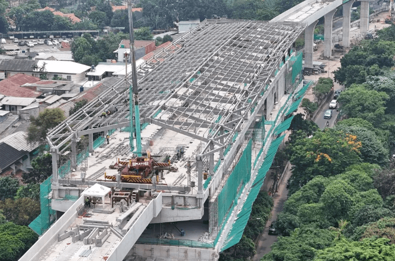 Progres LRT Jakarta Fase 1B Capai 75 Persen, Ditarget Rampung Akhir 2025