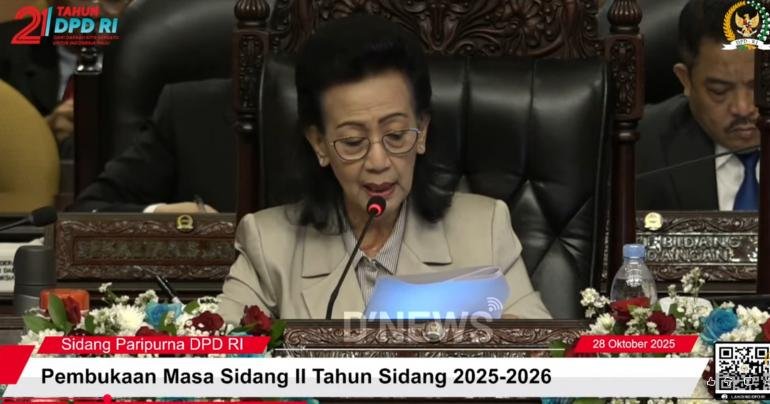 buka-rapat-paripurna-dpd-gkr-hemas-soroti-program-mbg-hingga-aksi-premanisme-di-daerah_287071.jpg