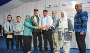 perkuat-ketahanan-pangan-ptba-hadirkan-dua-plts-irigasi-untuk-petani-muara-enim_286811.jpg