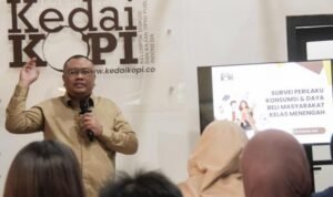 survei-kedaikopi-sebut-kelas-menengah-kini-pilihpilih-belanja_287282.jpeg