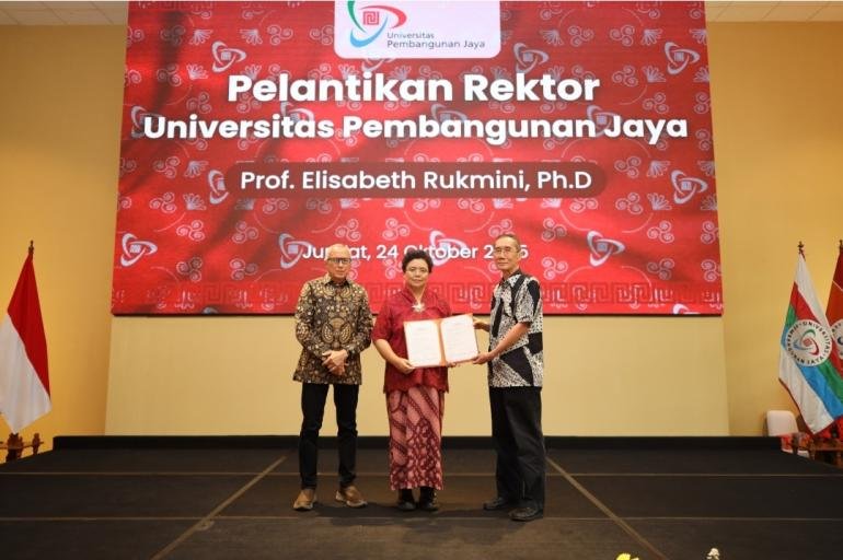upj-lantik-prof-elisabeth-rukmini-jadirektor-dan-guru-besar_286714.jpg